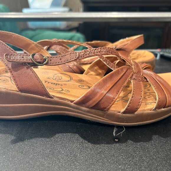 Bare Traps Brown Sandals Size 8 - Picture 1 of 6